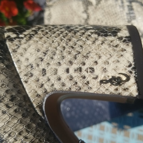 Sam Edelman Hilty Ankle Boot  Size 9 NWT - Picture 7 of 9